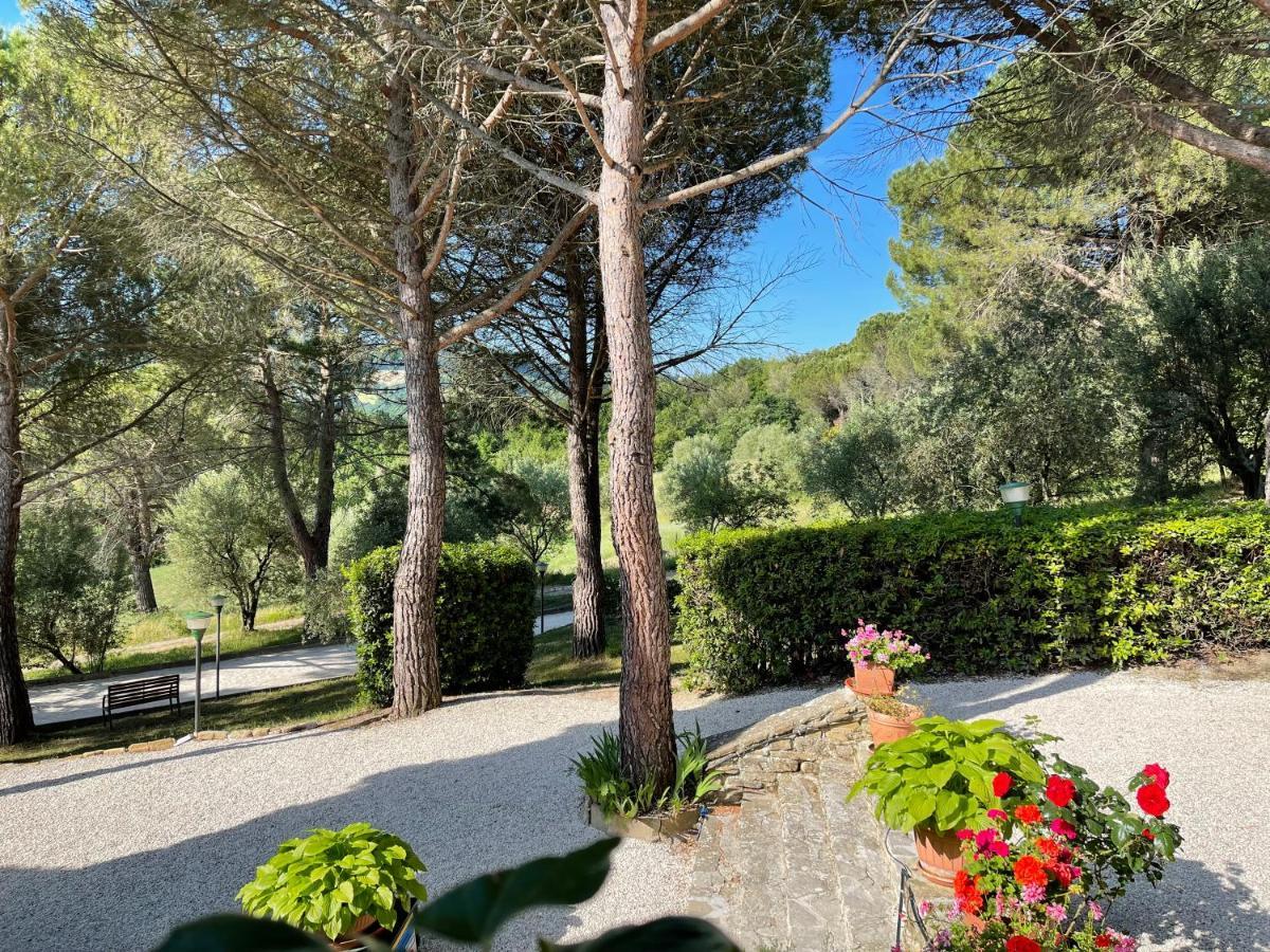 La Panoramica Gubbio - Maison De Charme - Casette E Appartamenti Self Catering Per Vacanze Meravigliose! Экстерьер фото