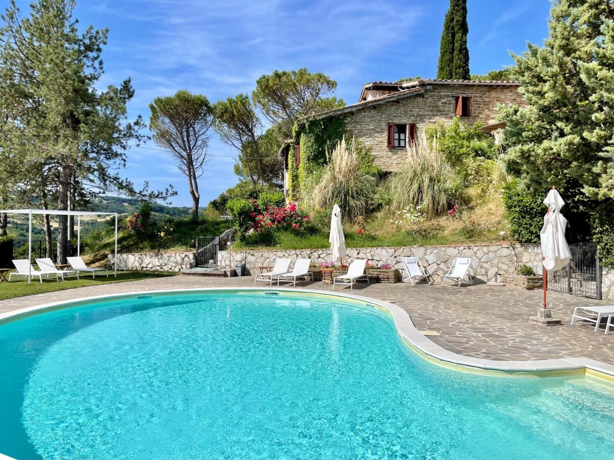 La Panoramica Gubbio - Maison De Charme - Casette E Appartamenti Self Catering Per Vacanze Meravigliose! Экстерьер фото