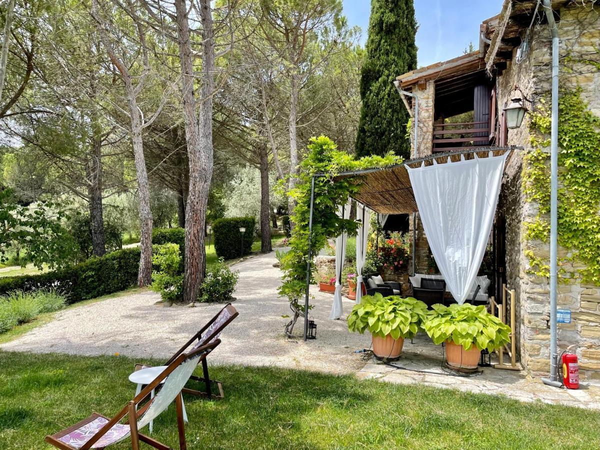 La Panoramica Gubbio - Maison De Charme - Casette E Appartamenti Self Catering Per Vacanze Meravigliose! Экстерьер фото
